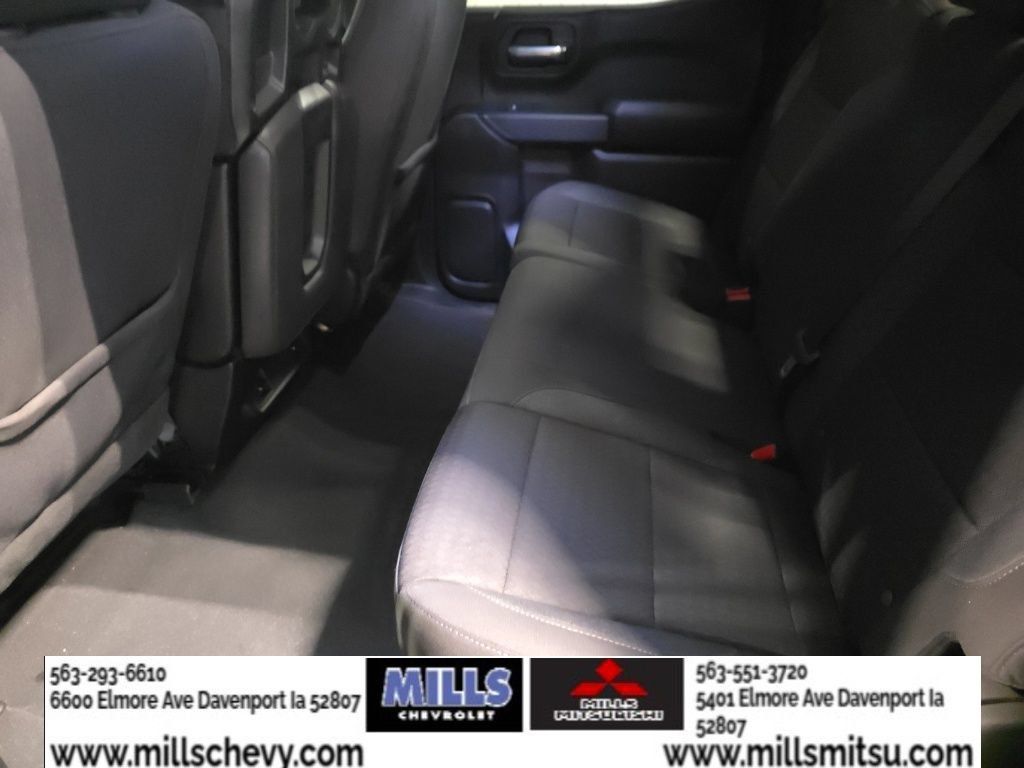Used 2023 Chevrolet Silverado 1500 Custom AWD/4WD image 16