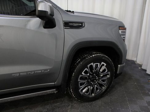 Used 2024 GMC Sierra 1500 Denali Ultimate image 11