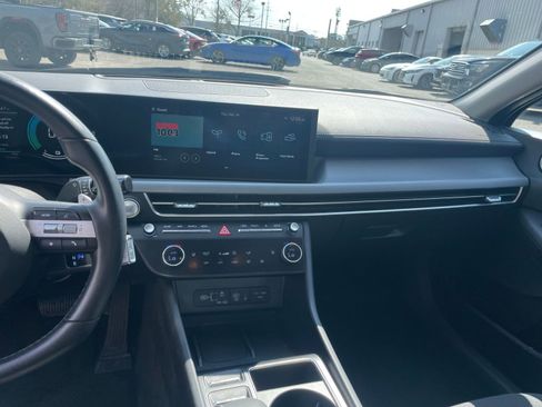 Used 2025 Hyundai Sonata SEL image 17