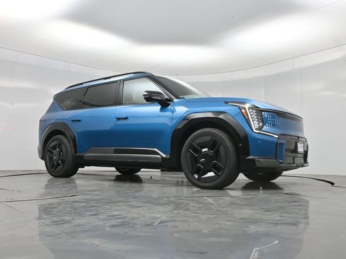 New 2026 Kia EV9 GT-Line AWD/4WD image 2