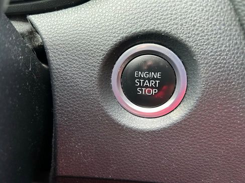Used 2023 Toyota Corolla SE FWD image 27