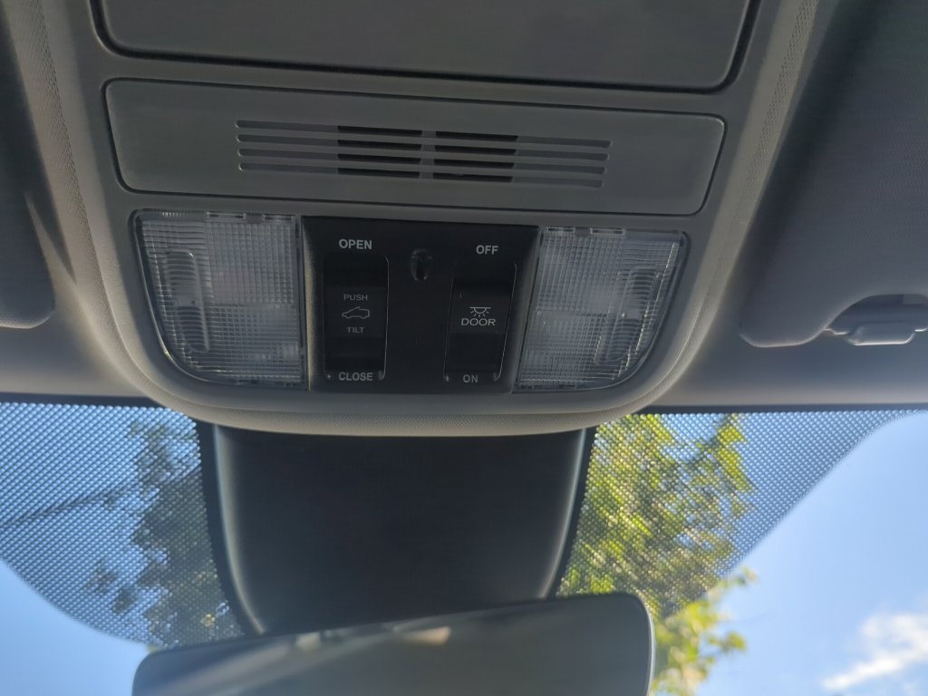 Used 2024 Honda Odyssey EX-L image 29