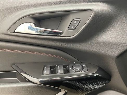 New 2026 Chevrolet Trax RS w/ Driver Confidence Package image 10