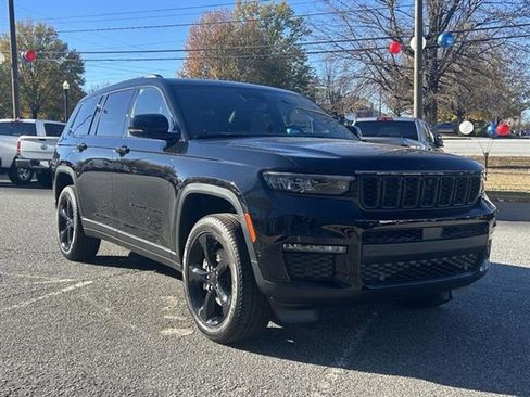 New 2025 Jeep Grand Cherokee L Limited w/ Luxury Tech Group II image 4