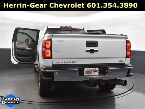 Used 2019 Chevrolet Silverado 2500 LTZ w/ Duramax Plus Package image 51