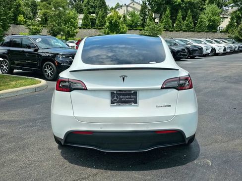 Used 2022 Tesla Model Y Performance AWD/4WD image 9