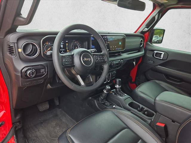 Used 2025 Jeep Gladiator Sport AWD/4WD image 10