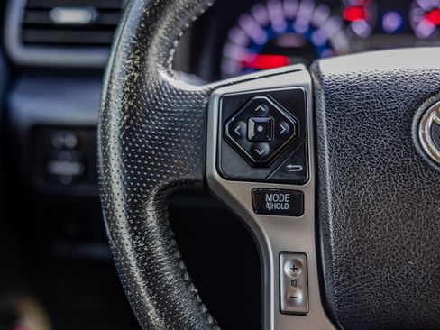 Used 2015 Toyota 4Runner SR5 Premium RWD image 16