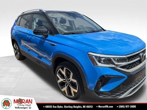 Used 2023 Volkswagen Taos SEL AWD/4WD image 3