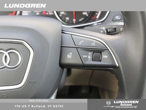 Used 2023 Audi Q5 2.0T Premium w/ Convenience Package image 19