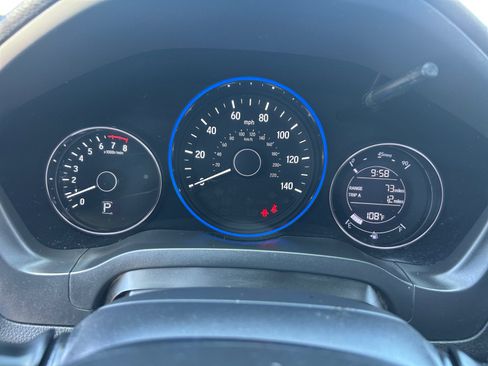Used 2020 Honda HR-V Sport image 10