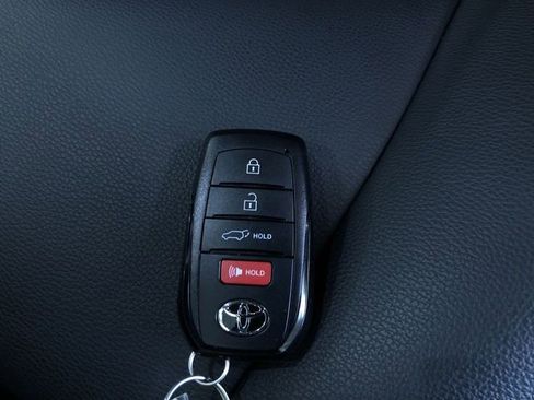 Certified 2025 Toyota Grand Highlander AWD image 34