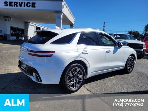 Used 2023 Genesis GV70 2.5T w/ Advanced Package image 11