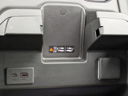 Used 2024 GMC Sierra 1500 AT4X image 29