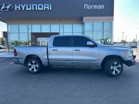Used 2019 RAM 1500 Laramie w/ Sport Appearance Package AWD/4WD image 7