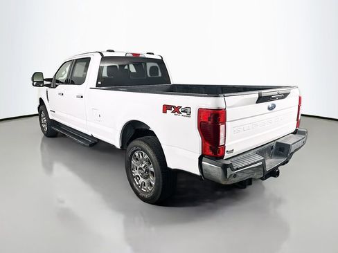 Used 2022 Ford F250 Lariat w/ Chrome Package image 5