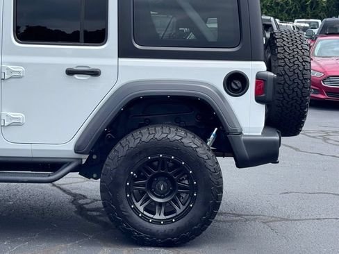 Used 2024 Jeep Wrangler Unlimited Sport AWD/4WD image 36