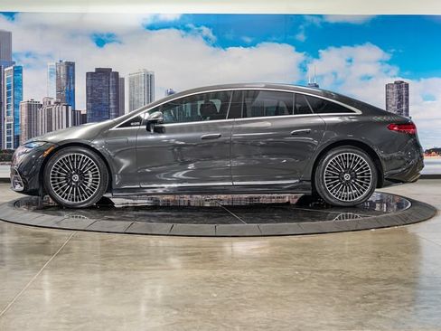 Certified 2022 Mercedes-Benz EQS 450+ Sedan image 4