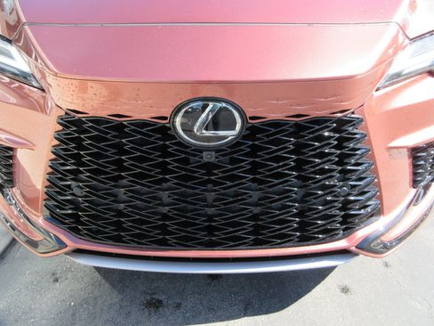 Used 2023 Lexus RX 500h F Sport w/ Cold Area Package AWD/4WD image 16