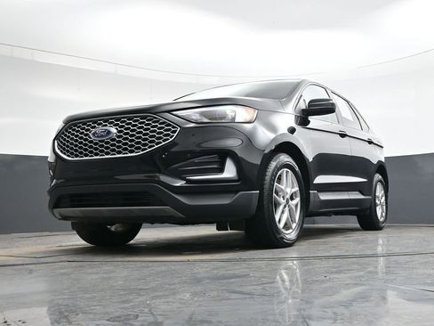 Used 2024 Ford Edge SEL image 42
