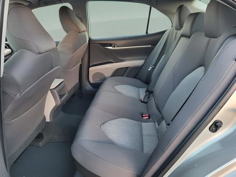 Certified 2020 Toyota Camry LE image 12