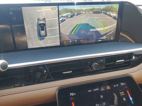 Used 2025 INFINITI QX80 Sensory AWD/4WD image 28