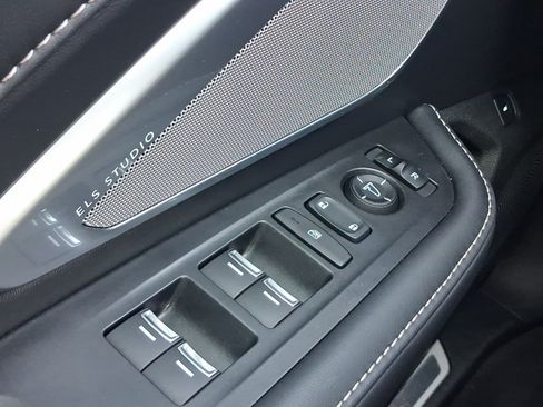 Used 2024 Acura RDX SH-AWD w/ Technology Package image 13