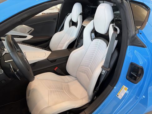 Used 2020 Chevrolet Corvette Stingray Preferred Cpe w/ 2LT Preferred Equipment Group RWD image 68