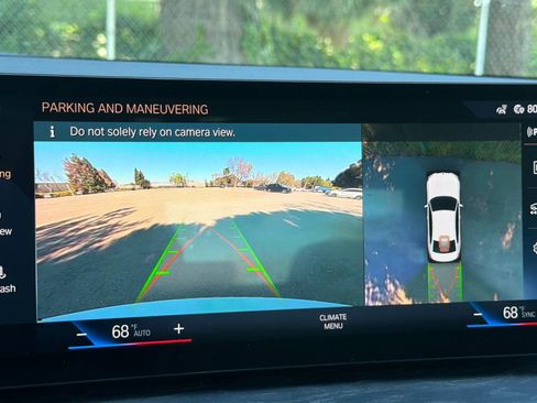 Used 2023 BMW 330i w/ Premium Package image 25