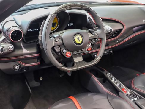 Certified 2022 Ferrari F8 Tributo RWD image 40