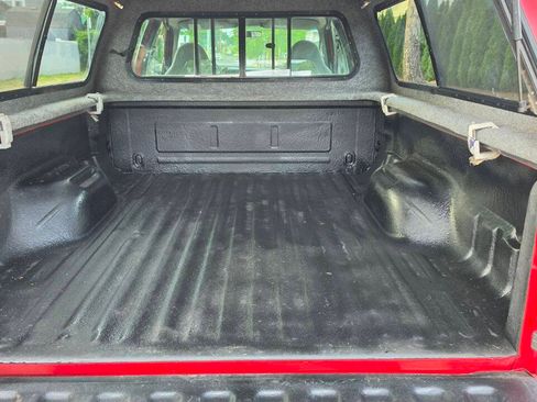 Used 2001 Ford F250 XLT AWD/4WD image 12
