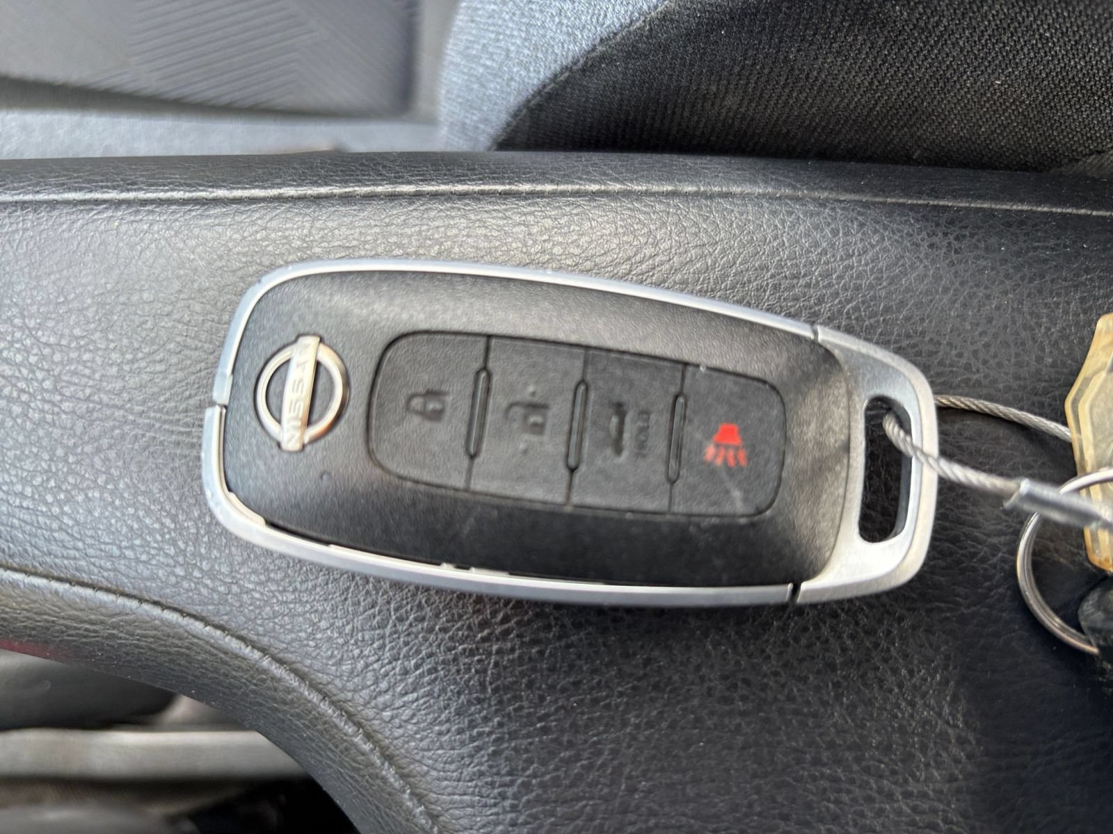 Used 2025 Nissan Versa SV FWD image 20