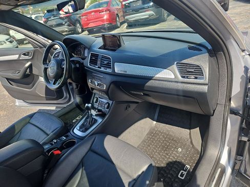 Used 2018 Audi Q3 2.0T Premium Plus w/ Premium Plus Package AWD/4WD image 18