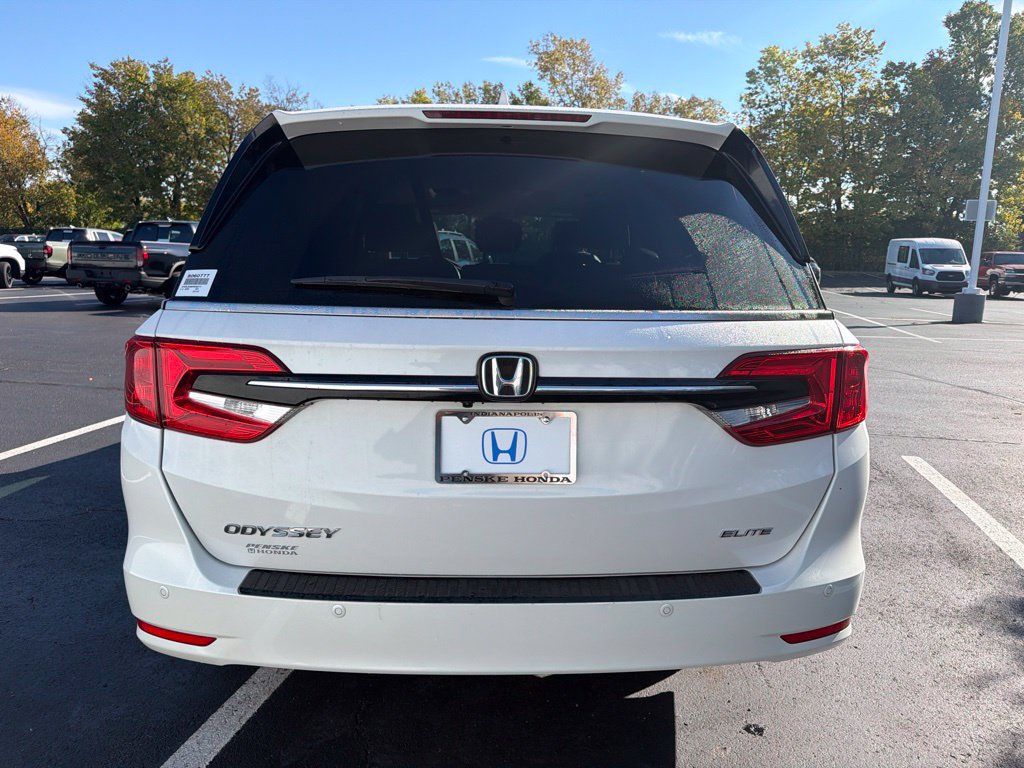Certified 2023 Honda Odyssey Elite image 4