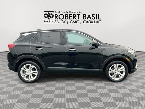 Used 2023 Buick Encore GX Preferred w/ Cold Weather Comfort Package FWD image 9