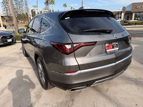 Certified 2026 Acura MDX FWD image 3