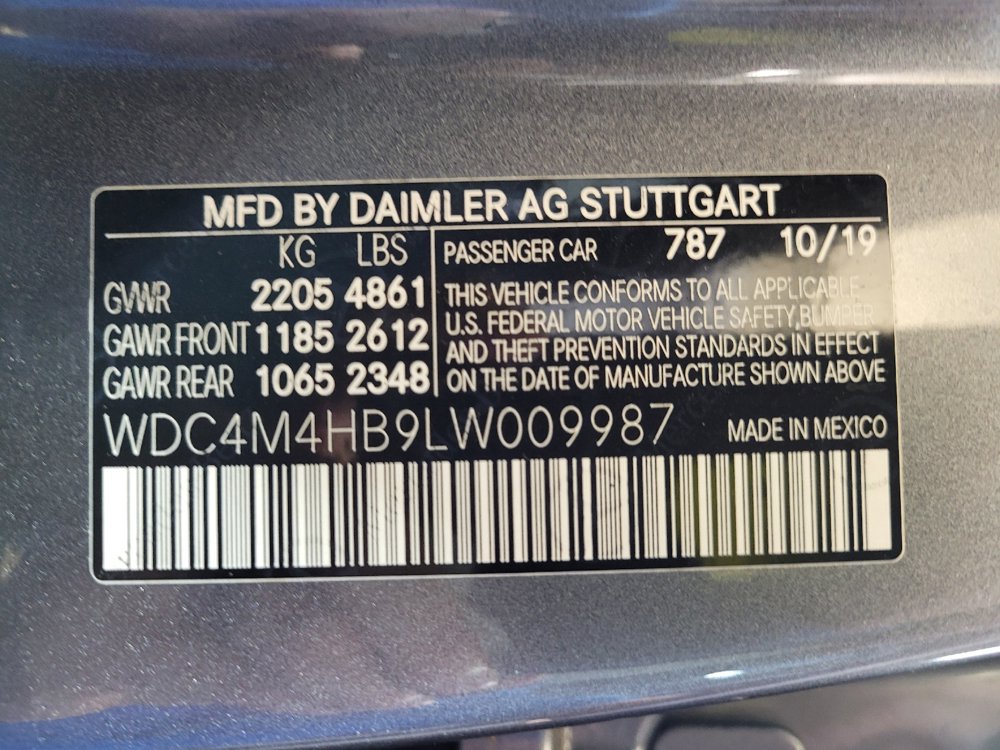 Used 2020 Mercedes-Benz GLB 250 4MATIC w/ Premium Package image 33