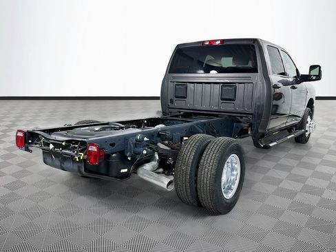 New 2026 RAM 3500 Tradesman w/ Chrome Appearance Group A AWD/4WD image 4