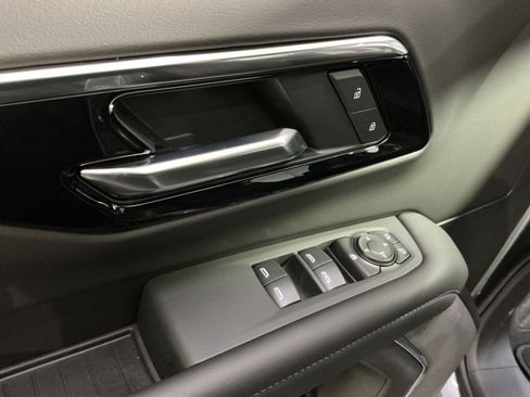 New 2026 Chevrolet Suburban LS w/ LPO, Dark Essentials Package image 23