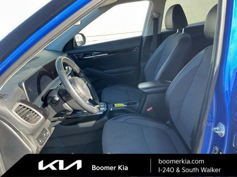 Certified 2024 Kia Seltos S image 17
