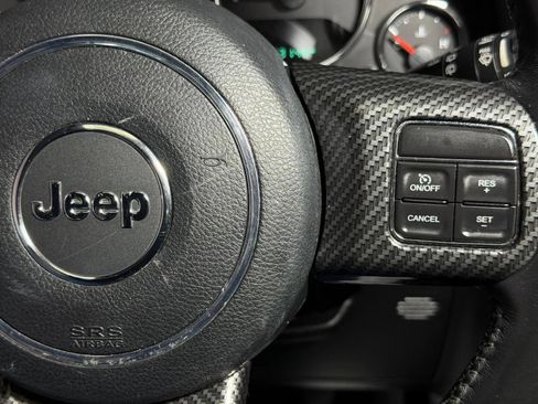 Used 2017 Jeep Wrangler Unlimited Sport w/ Connectivity Group AWD/4WD image 27