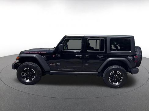 Used 2025 Jeep Wrangler Unlimited Rubicon AWD/4WD image 8