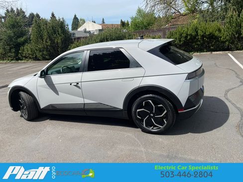 Used 2024 Hyundai Ioniq 5 SEL image 6