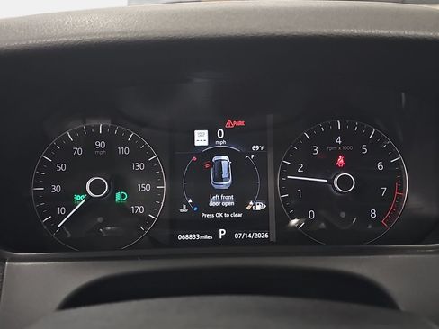 Used 2018 Land Rover Range Rover Velar S AWD/4WD image 21