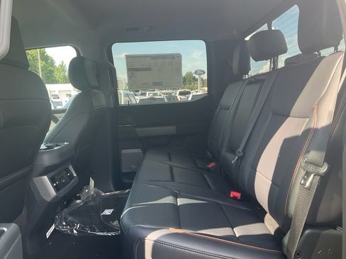 New 2026 Ford F250 Lariat w/ Chrome Package AWD/4WD image 14