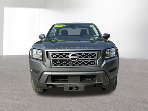 Used 2022 Nissan Frontier SV AWD/4WD image 6