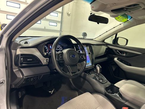 Used 2022 Subaru Outback Premium image 18