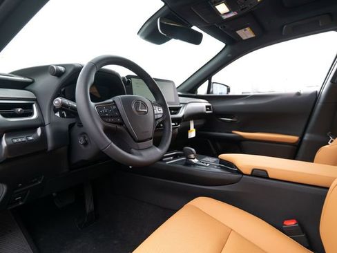 New 2026 Lexus UX 300h AWD image 4