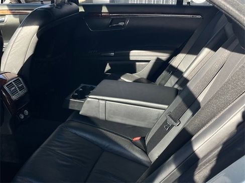 Used 2008 Mercedes-Benz S 550 image 18