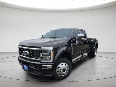 Used 2023 Ford F450 Platinum w/ Camper Package AWD/4WD image 1